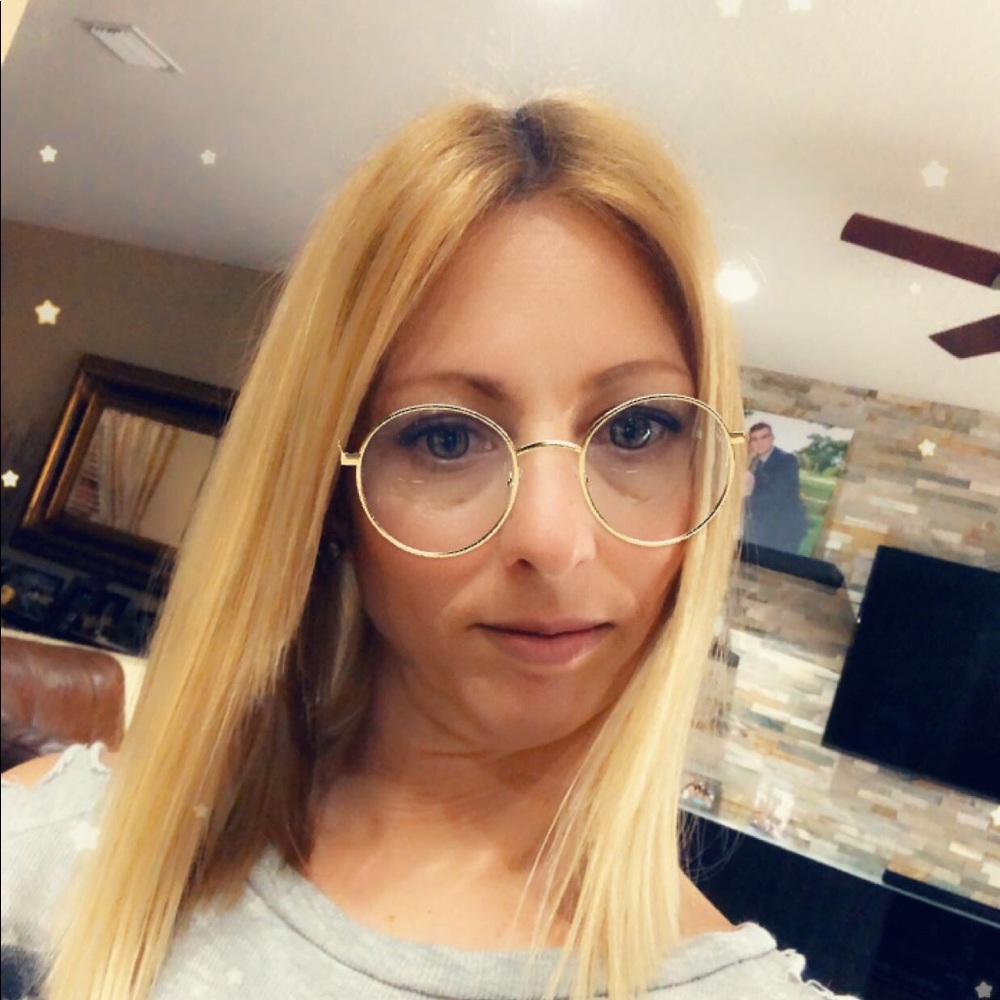 Meet your Posher, Tara